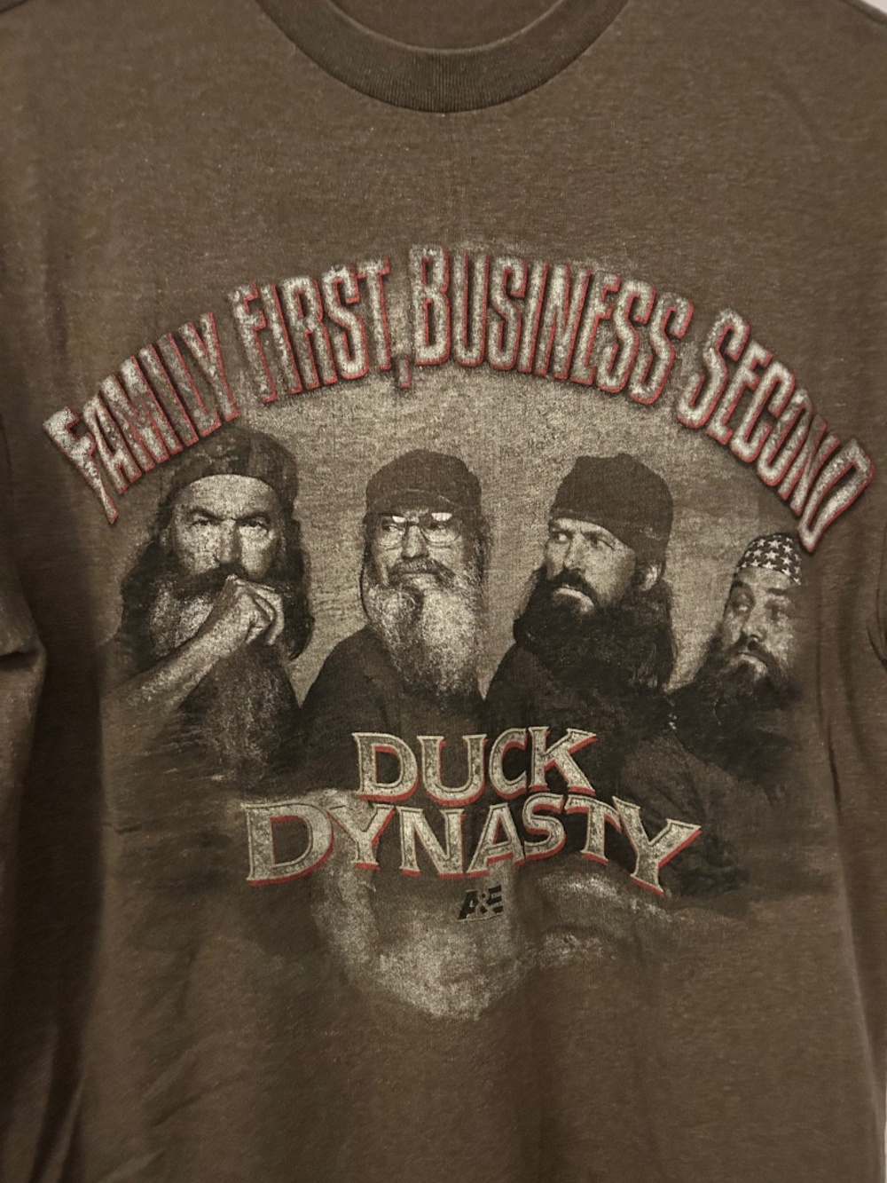 Duck Dynasty T-shirt - Medium